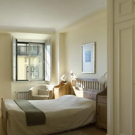 Dream Chiado Apartments-2